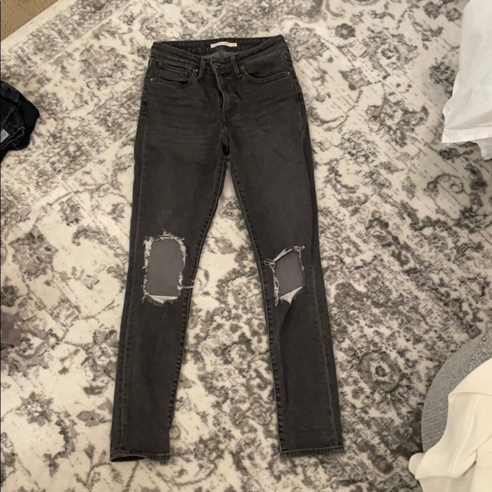 Levi’s 721 High Rise Skinny Jeans - Grey